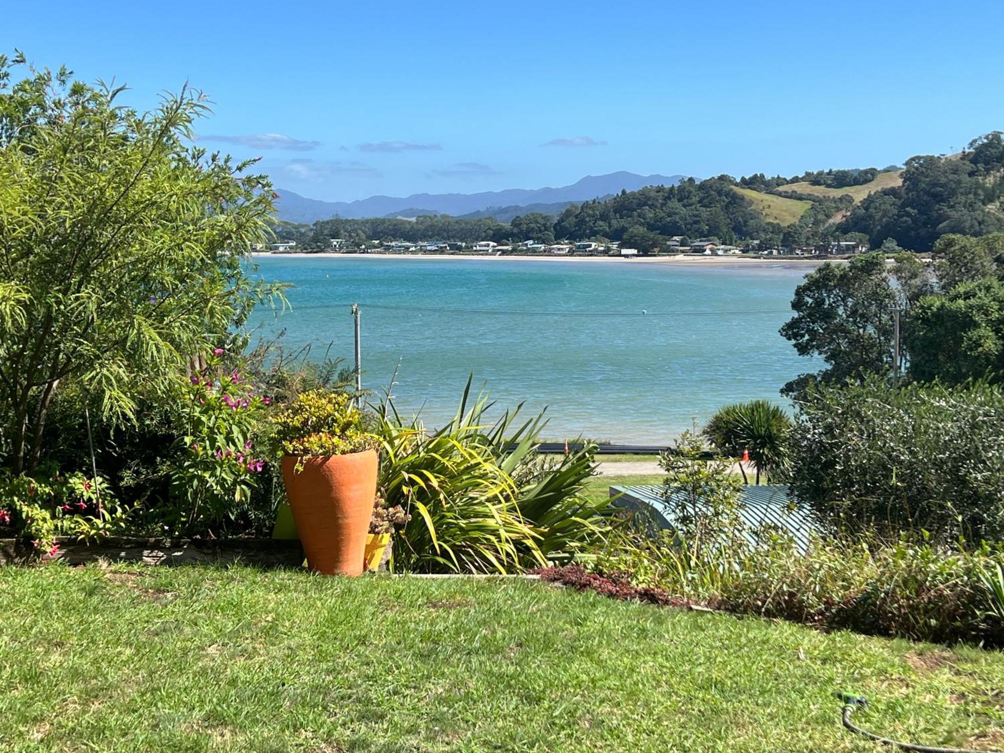 Brophys Beach Studio Whitianga Exteriör bild